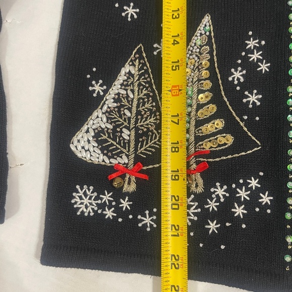 Tiara International Small Black Christmas Sweater Beaded Embroidery Sequin Bell - Picture 8 of 8